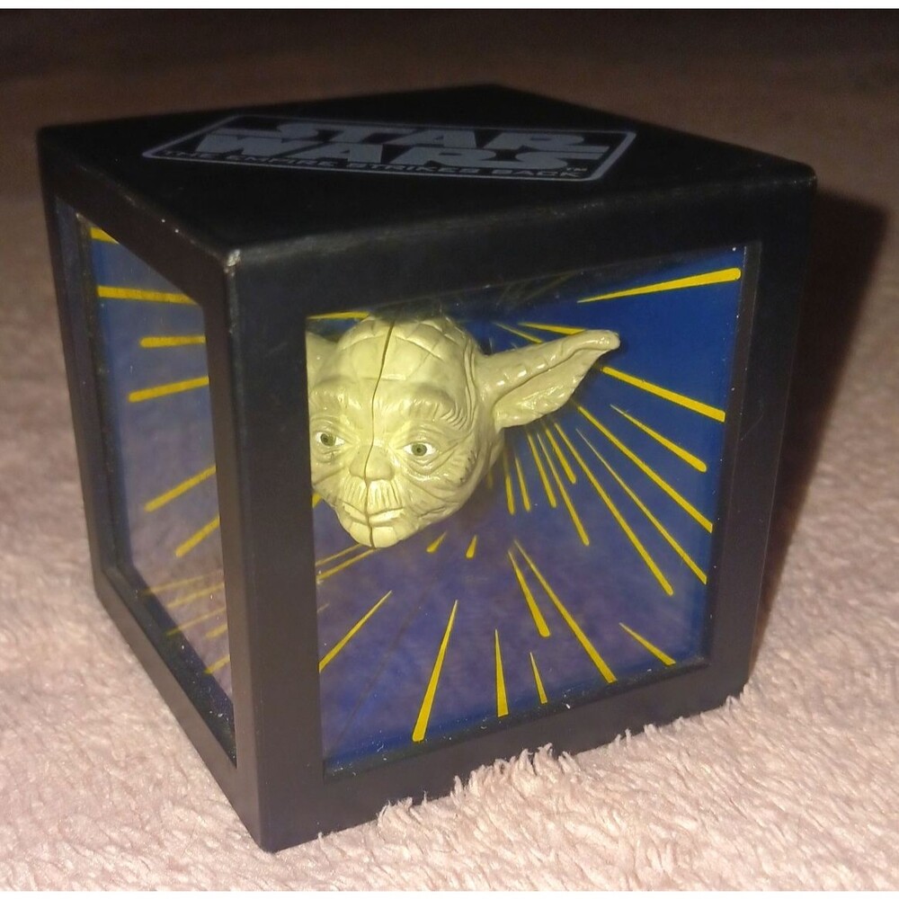 3D Darth Vader/Yoda Mirror Box Illusion Cube Star Wars Empire Strikes Back 1996